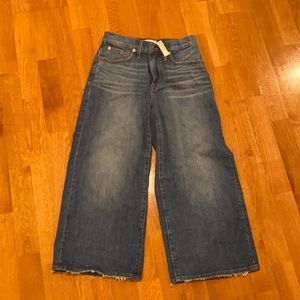 Madewell wide leg crop jeans  NWT